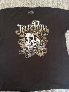 Jelly Roll Men’s Black Graphic Tee - "Beautifully Broken" Skull Design